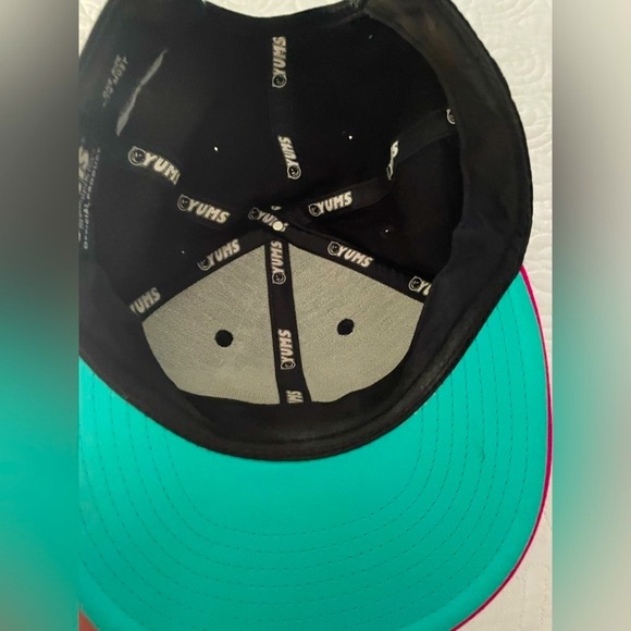 NWT YUMS Paradise Palms Snapback Hat - Picture 6 of 8